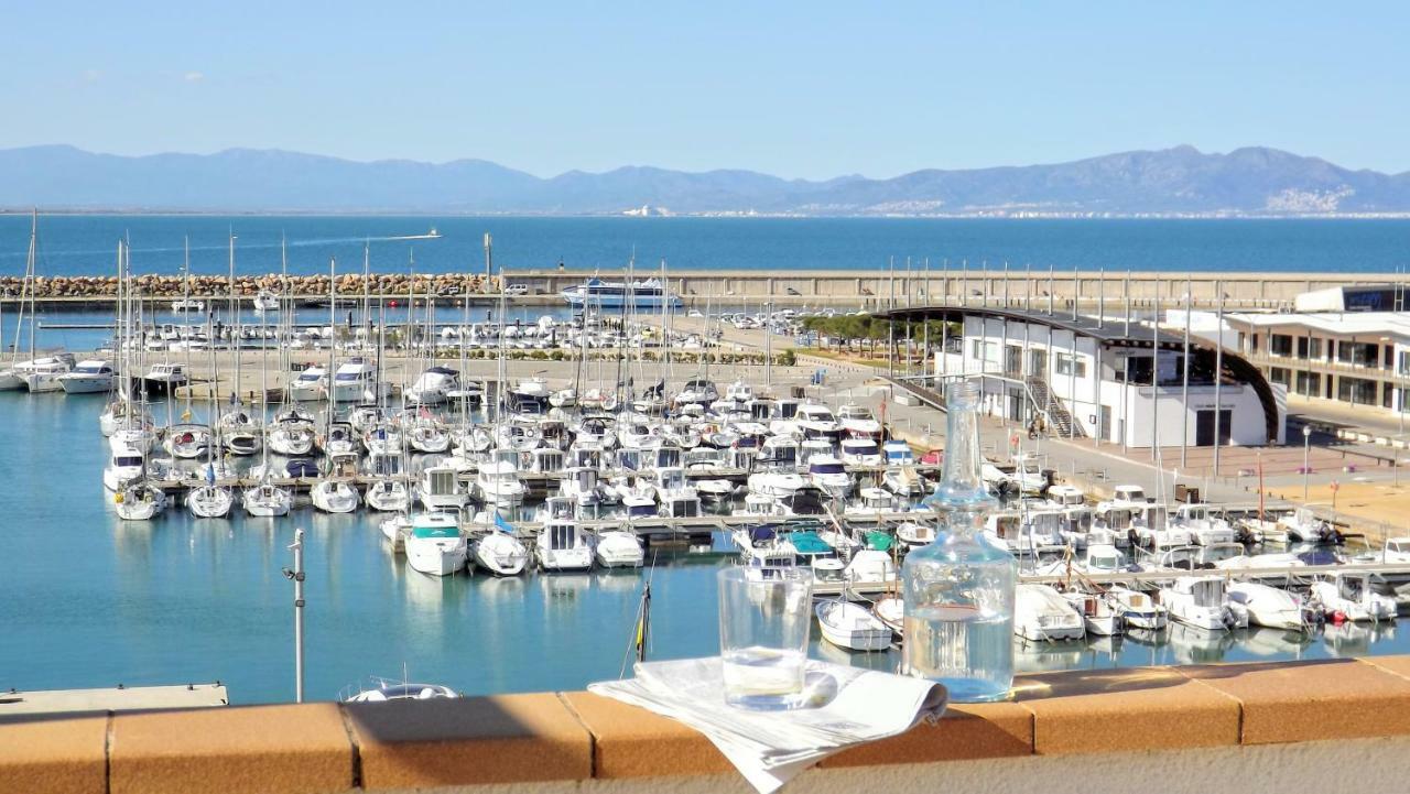 Apartament Vip Nautic L'Escala Exterior photo